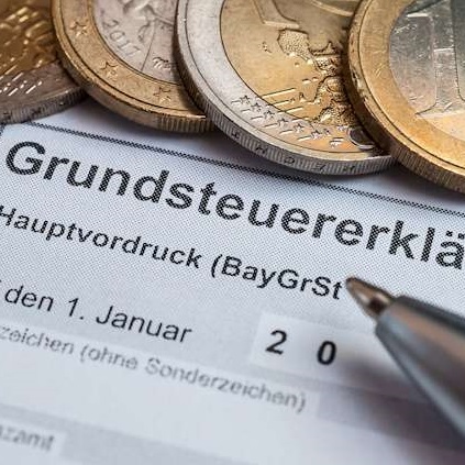 Erstes Finanzgericht hält Grundsteuer für verfassungswidrig