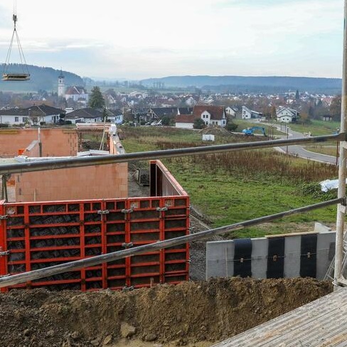 Studie: Hauskäufer weichen ins Umland der Städte aus